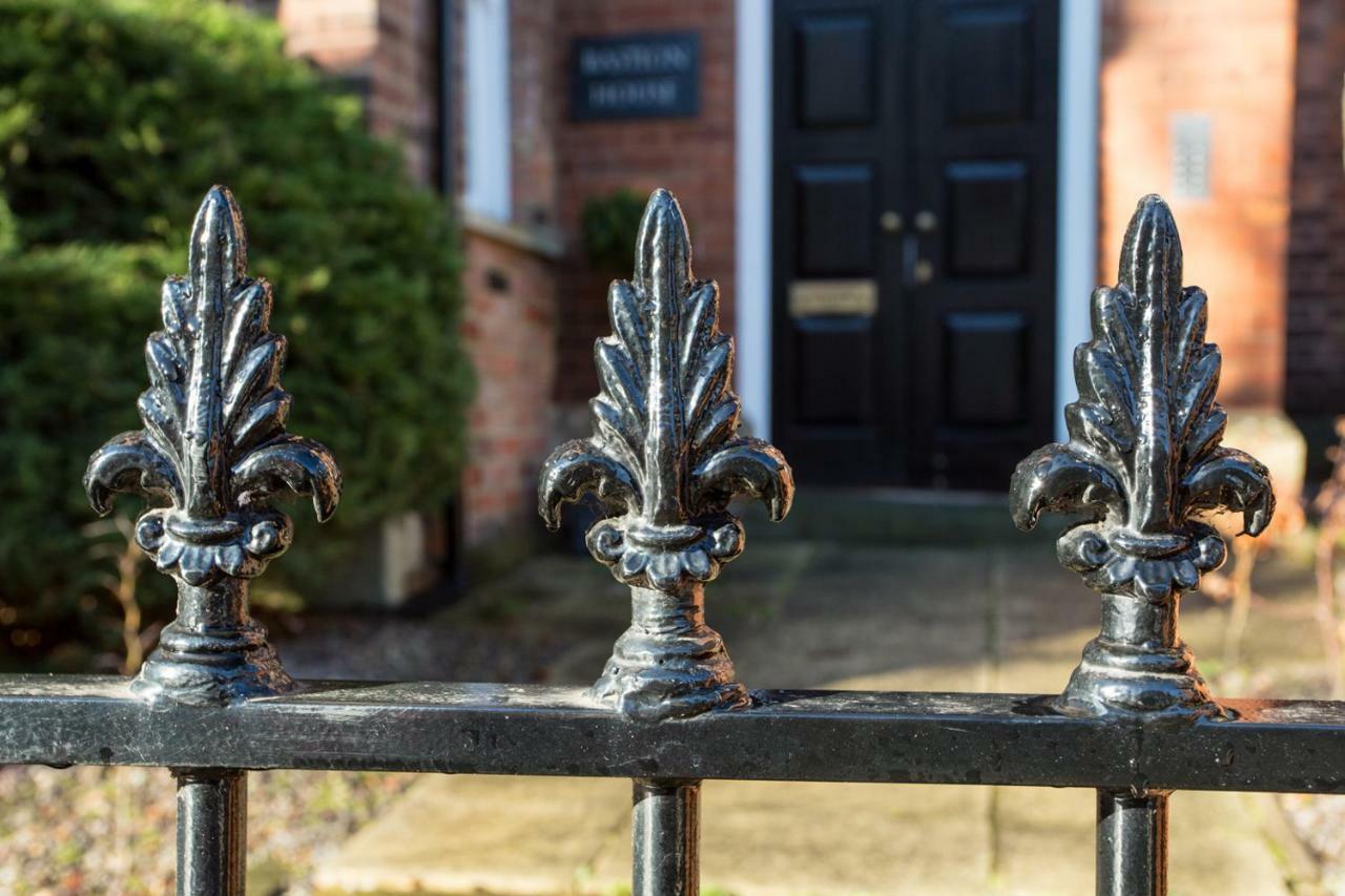 Stylish Apartment Close To Gloucester Quays & Docks Экстерьер фото